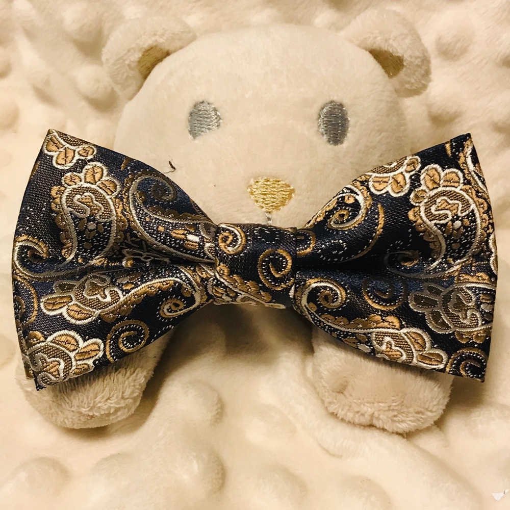 5/$20 Baby bow tie blue gold paisley